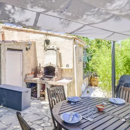 Holiday home La Vaine Istres